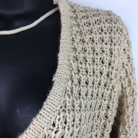 Tan soft deep V sweater Long Sleeve - Picture 3 of 4